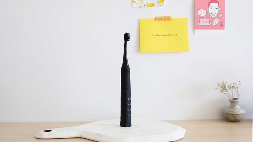 Million Watt Smile: The Benefits of an Electric Toothbrush